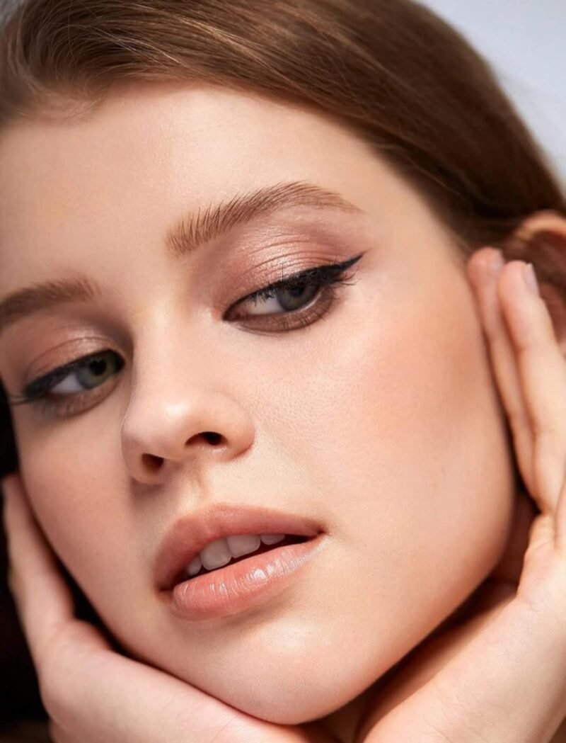 Pro Precision Waterproof Liquid Eyeliner-Black - Image 3